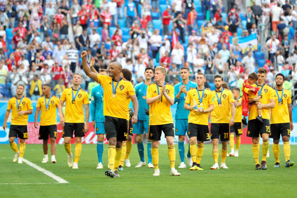 正与被球迷 正与被球迷