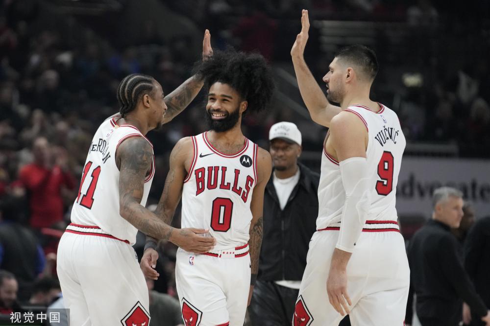 快船扬帆起航？美记：快船有机会签下比尔，还可能会迎回保罗.