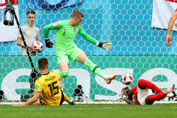 看过去一些 看过去一些